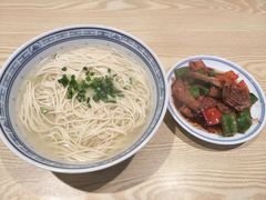 -鲁达面馆本帮风味(共康东路店)