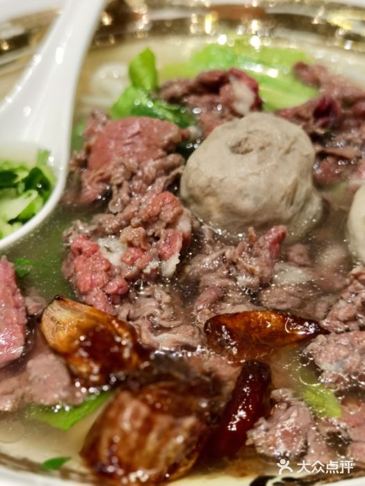 一肴·牛肉粿条(罗湖万象店)鲜烫牛肉牛丸粿条图片