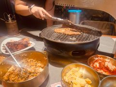 -草家酱蟹炭火烤肉店(珲春南路一店)