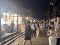 -桥里桥烧饼铺