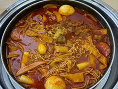 -三清洞摩西韩式年糕火锅(威高广场店)