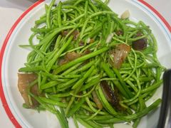 -亲回家吃饭餐厅(黄陂店)