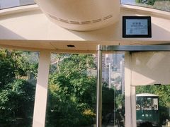 -山顶缆车