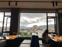 -平措康桑·和牛自助观景餐厅(布达拉宫店)