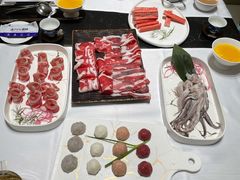 -红鼎豆捞·非遗鲍皇汤火锅(宝丰路店)