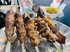 -烤肉小伙烤肉店