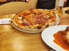 -城市大道红炉披萨烘焙坊