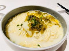 黄鱼面-涵苑私宴定制(外滩店)
