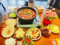 -黔有有贵州酸汤夺夺粉火锅(五味十字店)