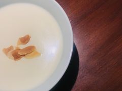 杏仁豆腐-山杏yama-katsu·吉列炸物