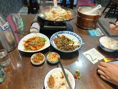 -富正毅三下锅(体育馆店)