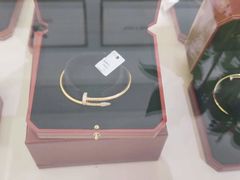 -奢物·巴黎站奢侈品回收寄售