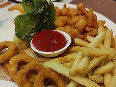 -意卡菲·欢乐聚会餐厅(华侨店)