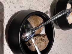 牛肝菌冰淇淋-半山腰·云南菜(侨福芳草地店)