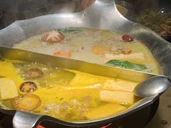 -湊湊火锅·茶憩(打浦桥日月光店)