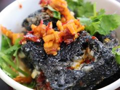 -黑色经典臭豆腐·湖南特产(坡子街店)