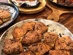 -老东镇啤酒屋海鲜加工·蒸汽海鲜·海鲜烧烤(台东店)