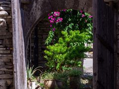 -高荡千年布依古寨旅游景区