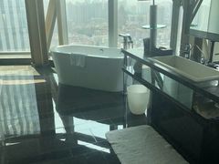 -深圳皇庭V酒店