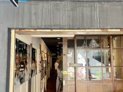 -Y'EST WORKS Coffee Roastery