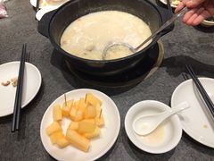 -煲宫猪肚鸡(昆山金鹰国际购物中心店)