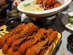 -肥肥虾庄·金牌油焖大虾(沙湖店)