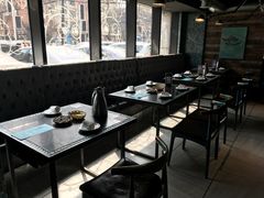 大堂-鸣记脆皮烤鱼·海鲜烤鱼(三八广场店)