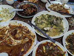 -张一品食府