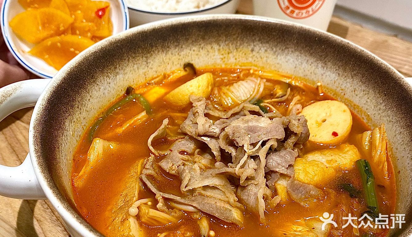 · 池奈已经蝉联大众必吃榜2年啦