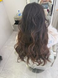 -PE SALON