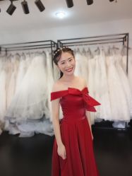 -雪莉美妆婚纱馆
