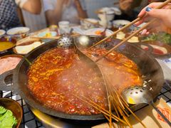 鸳鸯锅-董眼镜火锅(洪崖洞总店)