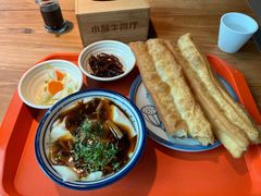 -小放牛炒菜馆(军校店)