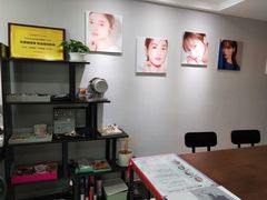 -ME觅妆·定制美妆·彩妆私教(菱角湖店)