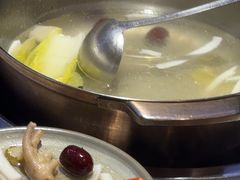 -喃喃椰·糟粕醋·椰子鸡火锅(七堡花园店)