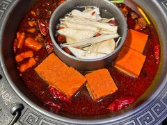 -晓宇重庆火锅(龙首店)