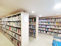 -上海市静安区图书馆(新闸路馆)