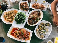 -四川小胡子海鲜(丁村万人海鲜广场店)