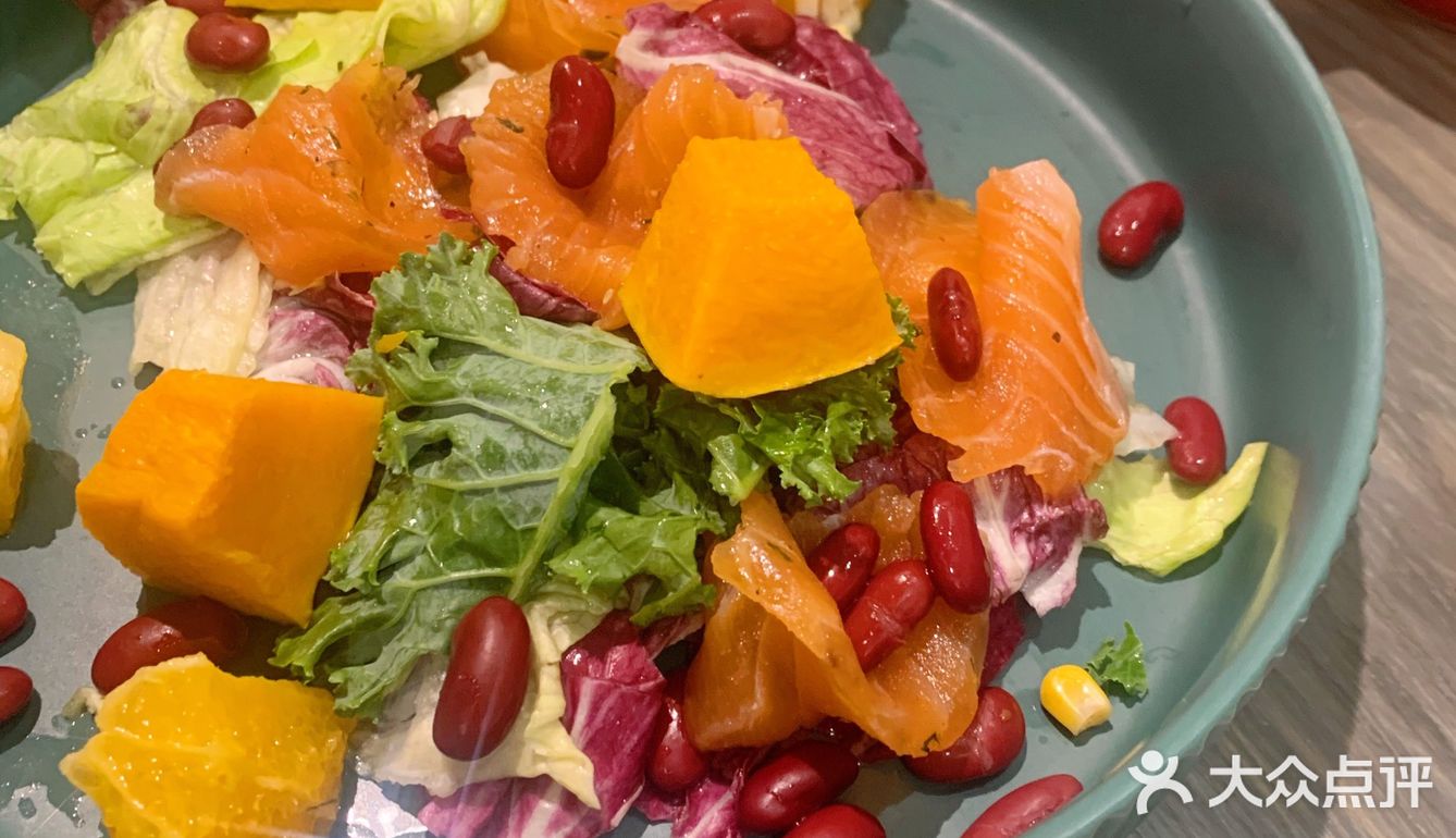 很适合妹子拍照。里面不仅有两人座