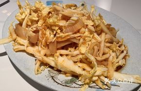 Jiaozhou Cabbage Heart with Jellyfish Salad