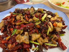 辣子肥肠-洪霞餐馆