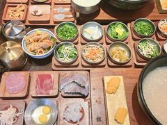 -银米·云南传统过桥米线(双廊黑金冠店)