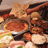 蜀教主 单程2小时都拦不住我下班去吃这口