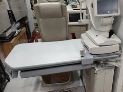 -豪门视光·星趣控·蔡司依视路眼镜代理商(中央大街店)