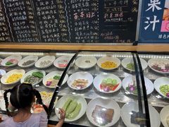 -饭橘汉江码头·乡野土菜馆(静安路店)