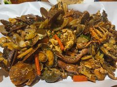 -东来菜馆•手抓海鲜家常菜•海鲜锅贴(鸽子窝店)