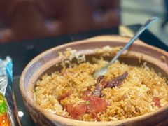 招牌腊味煲仔饭-高第街56号港式餐厅·精选(世茂广场宽厚里大明湖店)