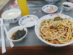 -海碗居老北京炸酱面(增光路店)