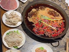 -六公里老火锅(总店)