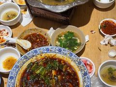 -谢老五跷脚牛肉·非遗传承店